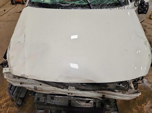 4S4BSACC0J3355146 2018 SUBARU OUTBACK White Widok komory silnika