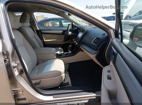 4S4BSACC0J3391015 2018 SUBARU OUTBACK Gold Widok wnętrza z przodu