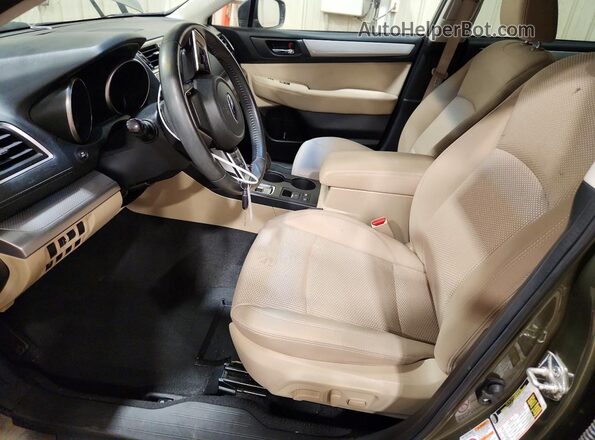 4S4BSACC1J3200752 2018 SUBARU OUTBACK Green წინა სალონის ხედი