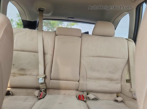 4S4BSACC2H3250392 2017 SUBARU OUTBACK Green Հետևի նստատեղերի տեսք