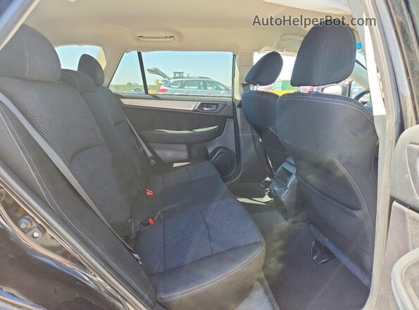 4S4BSACC2J3211131 2018 SUBARU OUTBACK Black Widok wnętrza z tyłu