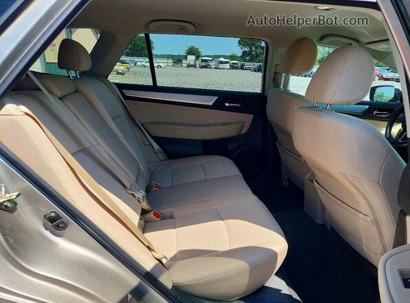 4S4BSACC3H3339193 2017 SUBARU OUTBACK Желто-коричневый Вид задних сидений