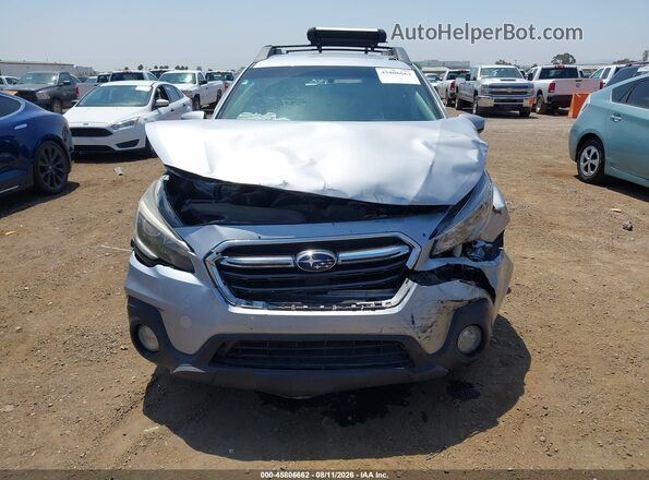 4S4BSACC5J3392547 2018 SUBARU OUTBACK Gray Widok z przodu