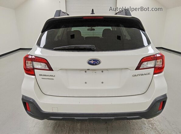 4S4BSACC9J3297716 2018 SUBARU OUTBACK Белый Вид сзади