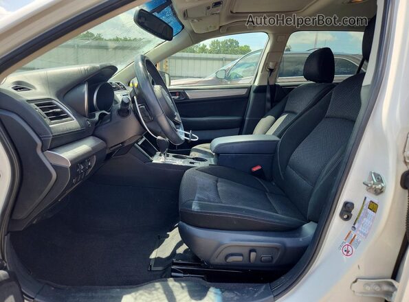 4S4BSADC0J3357784 2018 SUBARU OUTBACK White Widok wnętrza z przodu
