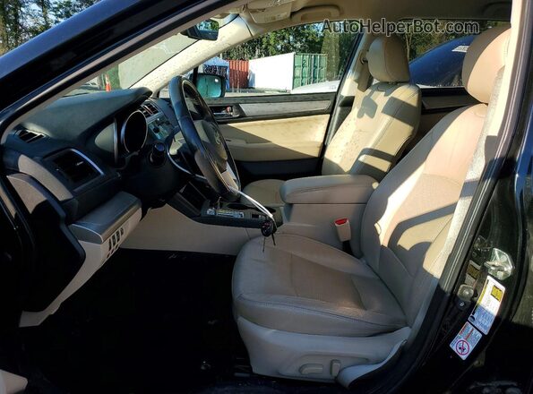 4S4BSAFC2H3325586 2017 SUBARU OUTBACK Черный Вид салона спереди