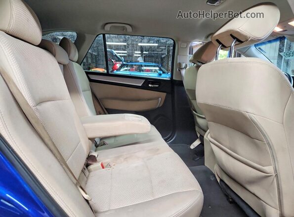 4S4BSAFC3H3398689 2017 SUBARU OUTBACK Синий Вид задней части салона