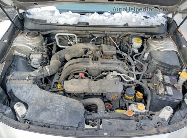 4S4BSAFC4J3318709 2018 SUBARU OUTBACK Silver Rear interior view