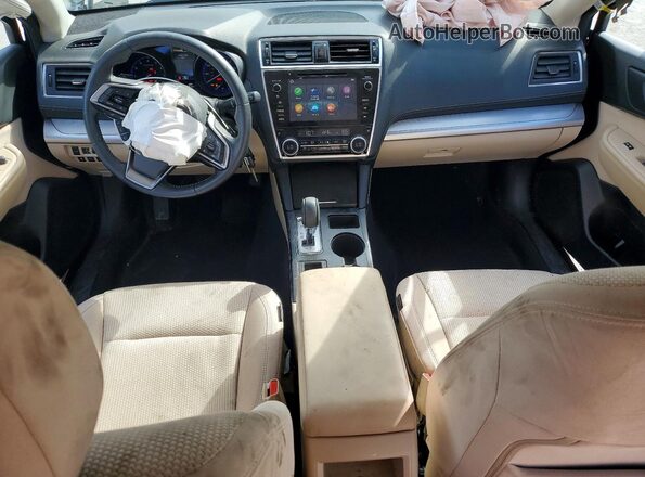 4S4BSAFC4K3380743 2019 SUBARU OUTBACK Green Вид панелі приладів