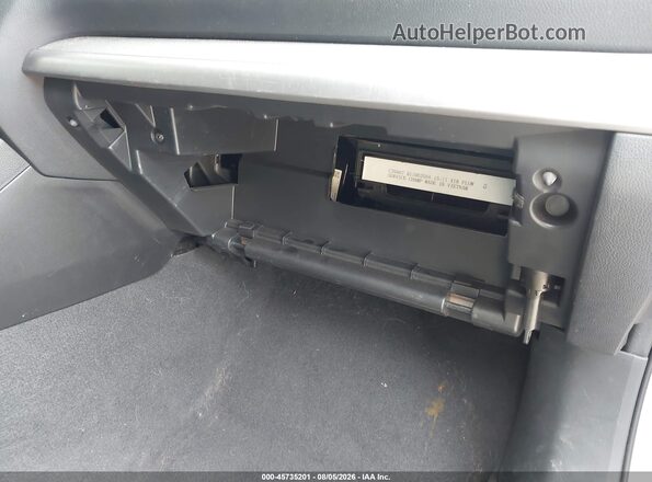 4S4BSAFC7H3405708 2017 SUBARU OUTBACK Silver Widok wnętrza z tyłu