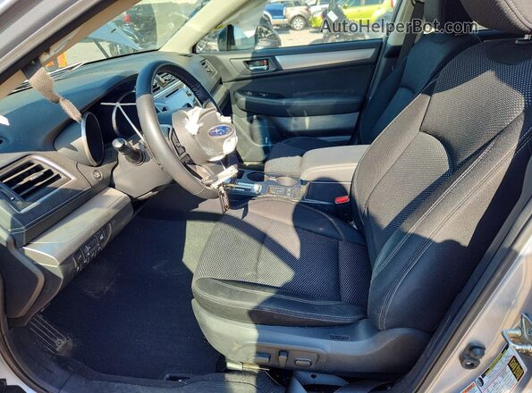 4S4BSAFC8K3376193 2019 SUBARU OUTBACK Silver Vista interior delantera