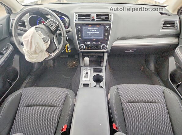 4S4BSAHC1K3343355 2019 SUBARU OUTBACK Crimson Вид панели приборов