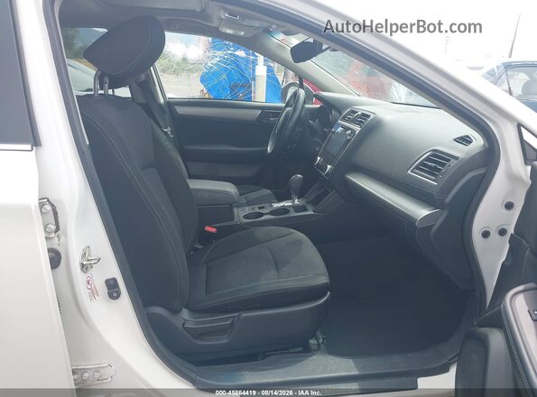 4S4BSAHC4K3305067 2019 SUBARU OUTBACK White Вид салону спереду
