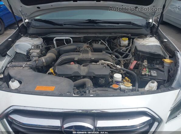 4S4BSAHC4K3305067 2019 SUBARU OUTBACK White Вид ззаду