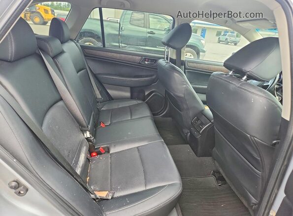 4S4BSAJC9G3306099 2016 SUBARU OUTBACK Silver Հետևի նստատեղերի տեսք