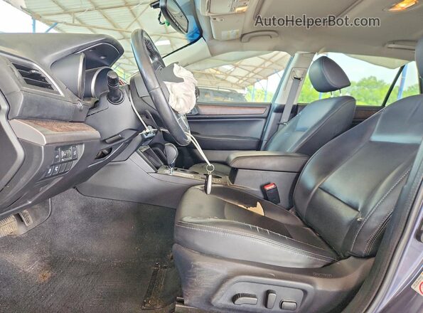 4S4BSAKCXH3237052 2017 SUBARU OUTBACK Gray Vista interior delantera