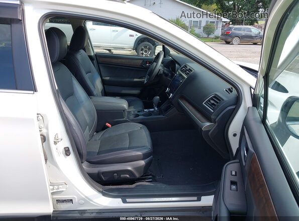 4S4BSANC0J3340420 2018 SUBARU OUTBACK White წინა სალონის ხედი
