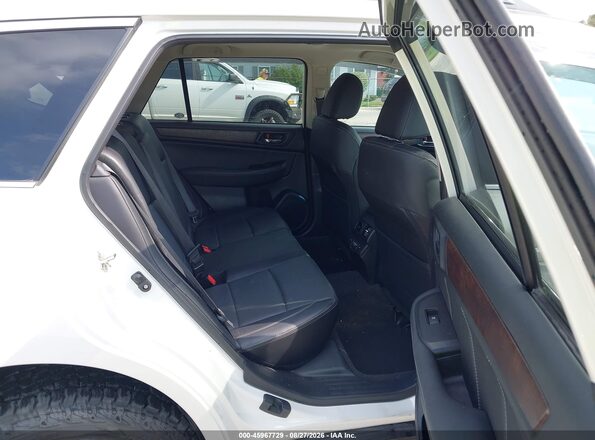 4S4BSANC0J3340420 2018 SUBARU OUTBACK White VIN კოდის სტიკერის ხედი