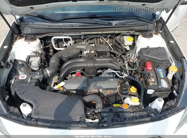 4S4BSANC0J3340420 2018 SUBARU OUTBACK White უკანა ხედი
