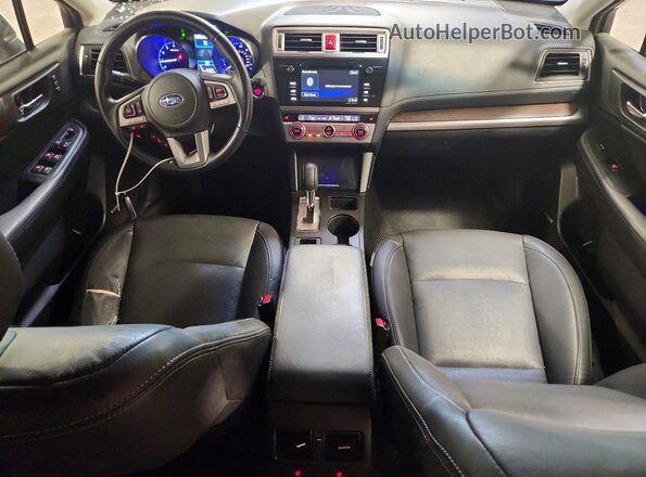 4S4BSANC1H3300566 2017 SUBARU OUTBACK White Առջևի վահանակի տեսք