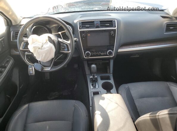 4S4BSANC1J3299828 2018 SUBARU OUTBACK Серебряный Вид панели приборов