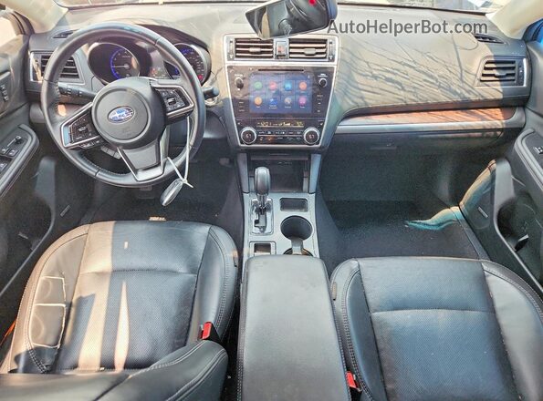 4S4BSANC1K3319030 2019 SUBARU OUTBACK Silver Вид панелі приладів