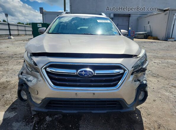 4S4BSANC2J3333405 2018 SUBARU OUTBACK Silver Դիմացի տեսք