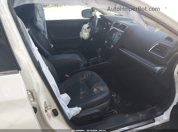 4S4BSANC2K3323006 2019 SUBARU OUTBACK Белый Вид салона спереди