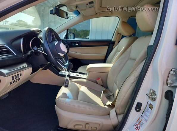 4S4BSANC3H3290915 2017 SUBARU OUTBACK Белый Вид салона спереди