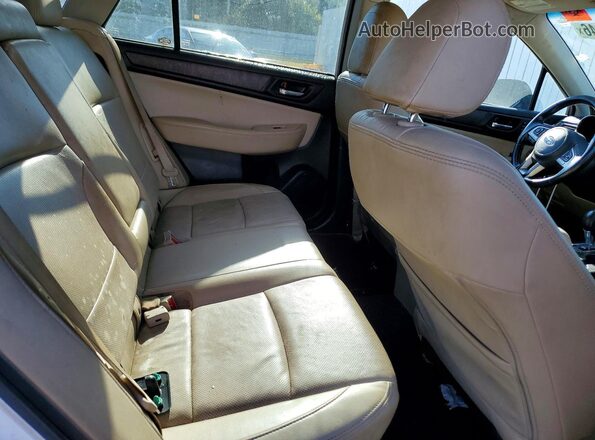 4S4BSANC3H3424449 2017 SUBARU OUTBACK Белый Вид задней части салона