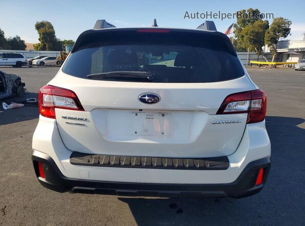 4S4BSANC3J3347846 2018 SUBARU OUTBACK White Вид ззаду