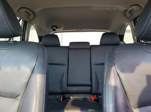 4S4BSANC4H3408146 2017 SUBARU OUTBACK Silver Rear seats view