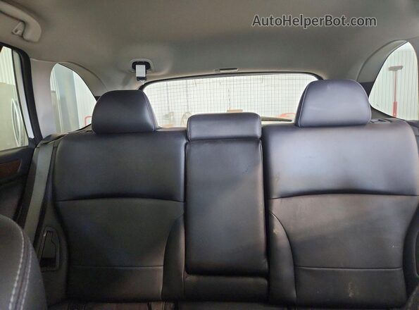 4S4BSANC4H3424931 2017 SUBARU OUTBACK White Vista de los asientos traseros