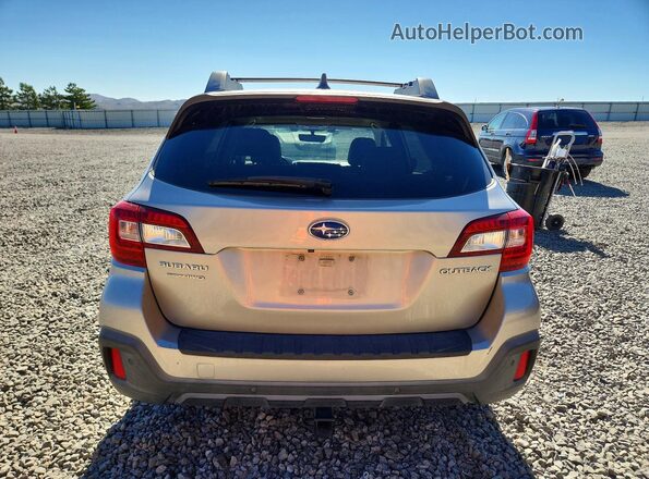 4S4BSANC4J3383920 2018 SUBARU OUTBACK Tan Rear view