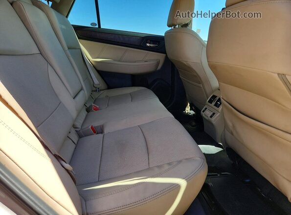 4S4BSANC4J3383920 2018 SUBARU OUTBACK Tan Rear interior view