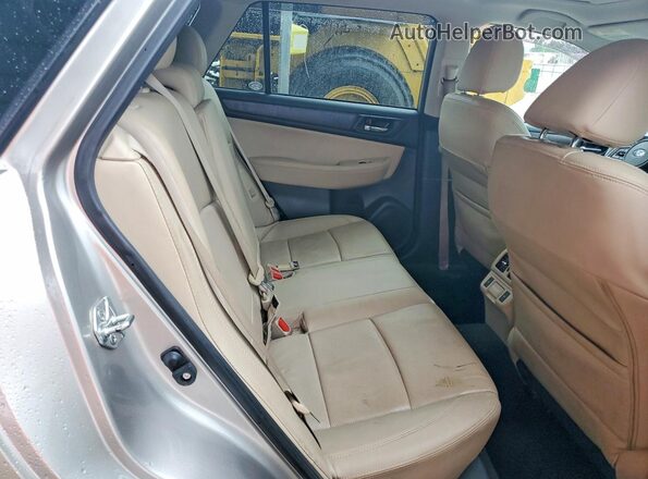 4S4BSANC6J3222940 2018 SUBARU OUTBACK Бежевый Вид задней части салона