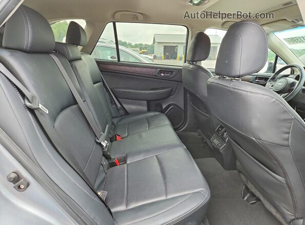 4S4BSANC6K3244213 2019 SUBARU OUTBACK Silver Widok wnętrza z tyłu