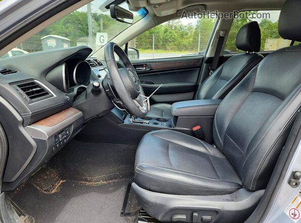 4S4BSANC6K3244213 2019 SUBARU OUTBACK Silver Widok wnętrza z przodu