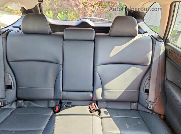 4S4BSANC6K3245524 2019 SUBARU OUTBACK Silver უკანა სავარძლების ხედი