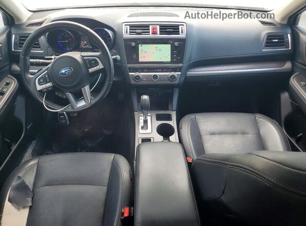 4S4BSANC7H3397658 2017 SUBARU OUTBACK Silver Widok deski rozdzielczej