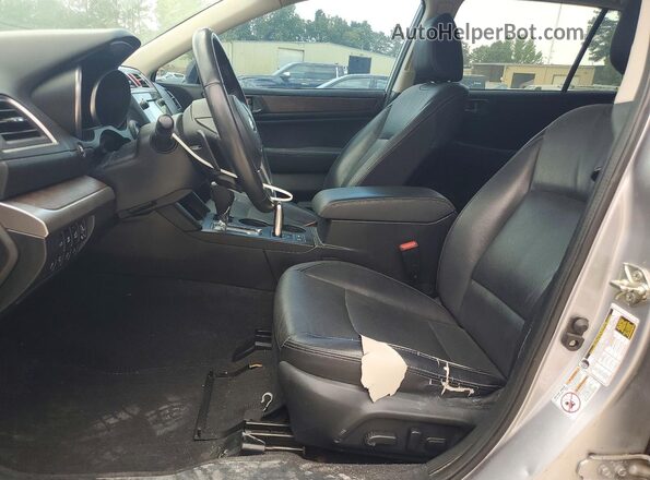 4S4BSANC7H3397658 2017 SUBARU OUTBACK Silver Widok wnętrza z przodu