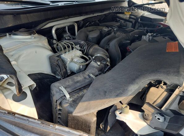 4S4BSANC7K3358396 2019 SUBARU OUTBACK White Engine compartment view