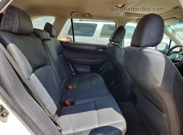 4S4BSANC8H3408652 2017 SUBARU OUTBACK White Widok tylnych siedzeń
