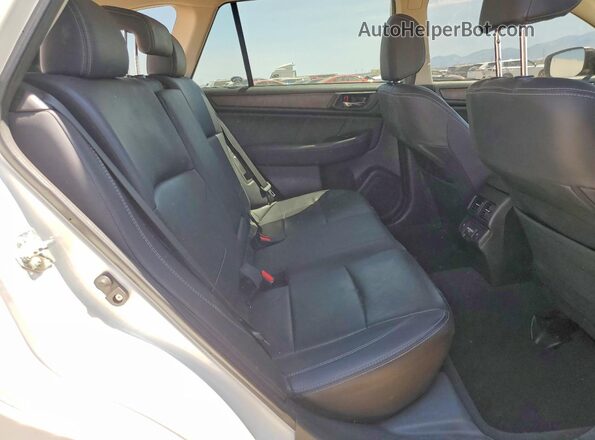 4S4BSANC8J3288793 2018 SUBARU OUTBACK White Вид задніх сидінь