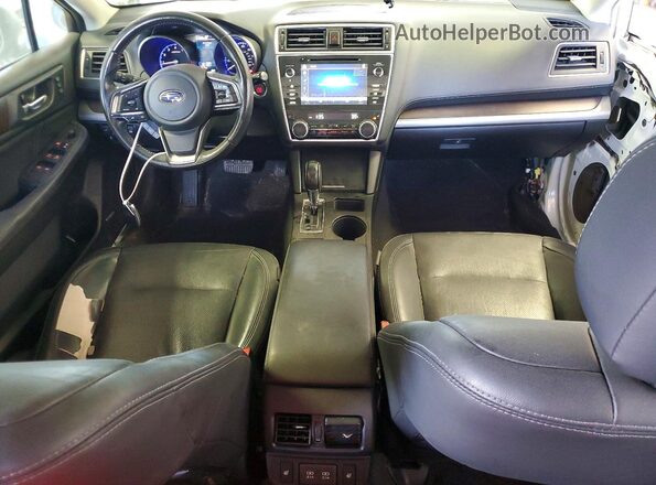 4S4BSANC8K3259375 2019 SUBARU OUTBACK Белый Вид панели приборов