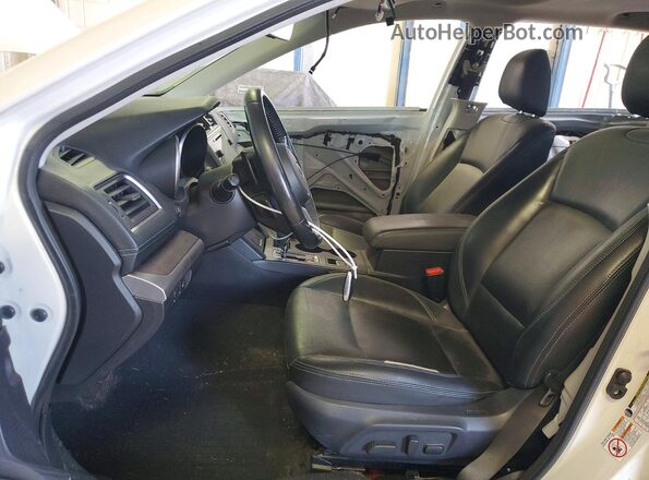 4S4BSANC8K3259375 2019 SUBARU OUTBACK Белый Вид салона спереди