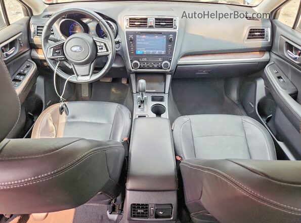 4S4BSANC9J3284848 2018 SUBARU OUTBACK Blue Вид панелі приладів