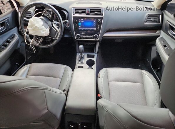 4S4BSANC9K3292580 2019 SUBARU OUTBACK Gray Առջևի վահանակի տեսք