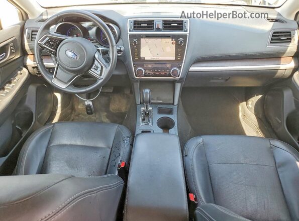4S4BSANC9K3357766 2019 SUBARU OUTBACK Blue Vista del salpicadero