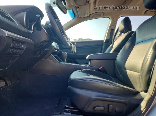 4S4BSANC9K3368993 2019 SUBARU OUTBACK Silver Widok wnętrza z przodu